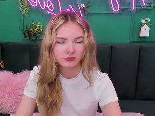EvelineAmore's Live Sex Cam Show