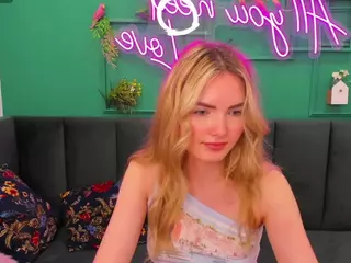EvelineAmore's Live Sex Cam Show
