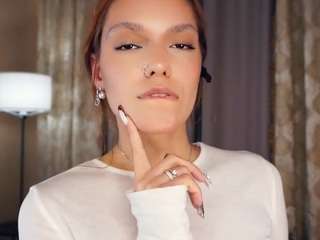 gwenbunyan's CamSoda show and profile