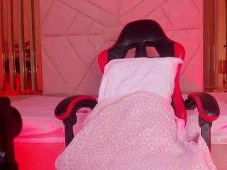 This model is live right now. scarlethill