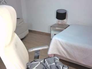 scarlette-davis Live Webcam on CamSoda