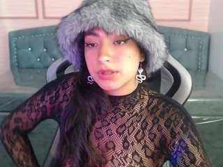  alexa-romero-t chat room