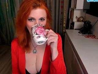 almaz-fire-fox-one's CamSoda show and profile