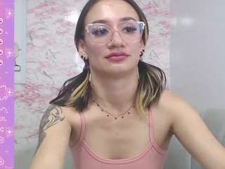 emily-rousse-t webcam
