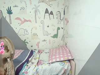  emily-rousse-t chat room
