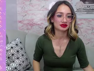 emily-rousse-t's Live Sex Cam Show