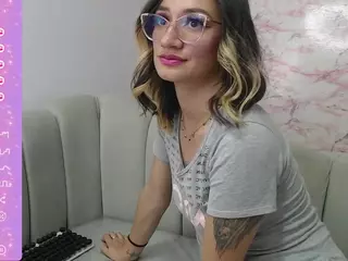 emily-rousse-t's Live Sex Cam Show