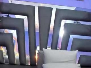 emmabeker's CamSoda show and profile