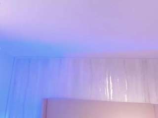 emmily-z Live Webcam on CamSoda