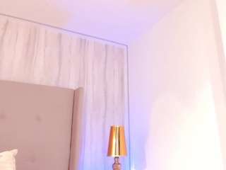  emmily-z chat room