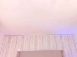  emmily-z chat room