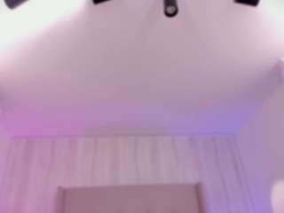 emmily-z Live Webcam on CamSoda