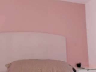 emmily-z live webcam show