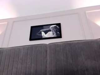 emmily-z Live Webcam on CamSoda