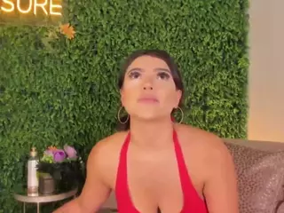 emmily-z's Live Sex Cam Show