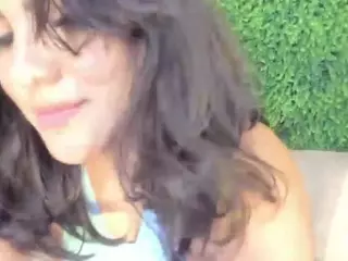 emmily-z's Live Sex Cam Show