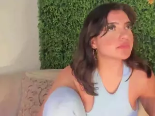 emmily-z's Live Sex Cam Show