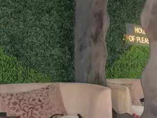 emmily-z's Live Sex Cam Show