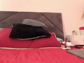 Miakozlova's Live Sex Cam Show