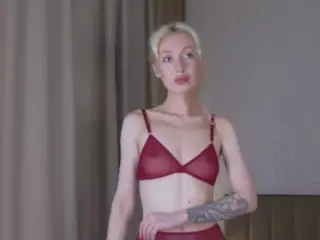 Miarhode's Live Sex Cam Show