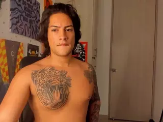 MichaelWood01's Live Sex Cam Show