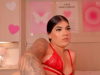 ShirleyJones's Live Sex Cam Show