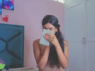 zoeemorettii live cam profile