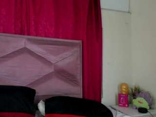 zoeemorettii Live Webcam on CamSoda