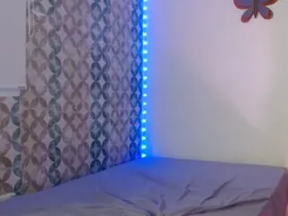 AlexiaCarsonew's Live Sex Cam Show