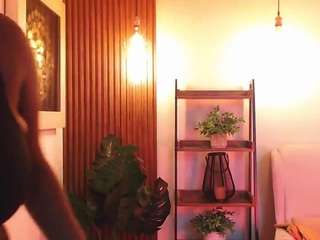  coral-lise chat room