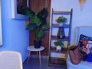  coral-lise chat room