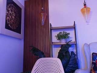  coral-lise chat room