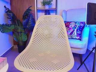  coral-lise chat room