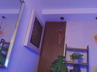  coral-lise chat room