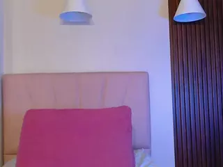 Coral Lise's Live Sex Cam Show