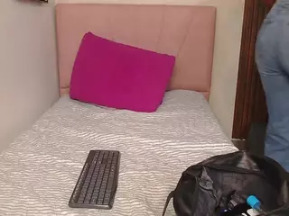 Coral Lise's Live Sex Cam Show