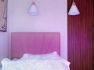 Coral Lise's Live Sex Cam Show