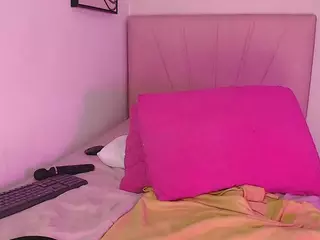 Coral Lise's Live Sex Cam Show