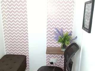 dayanacarson live webcam show
