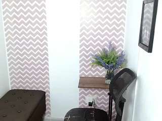 dayanacarson live cam preview