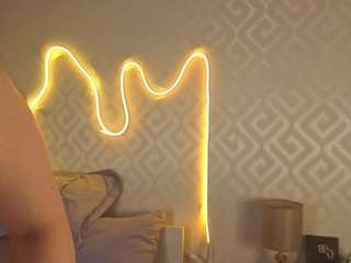 flairatkins's CamSoda show and profile