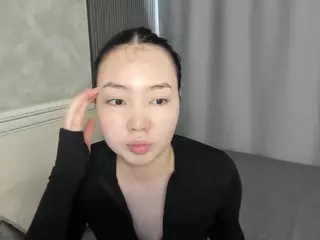 spoky-tyan's Live Sex Cam Show