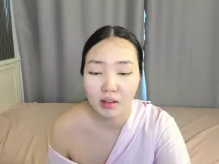 spoky-tyan's Live Sex Cam Show