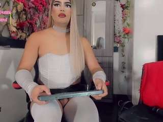 thiara-veky