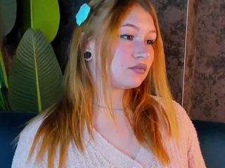  christine-wallker chat room