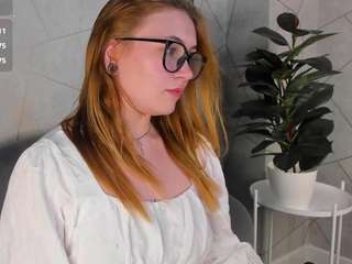christine-wallker webcam