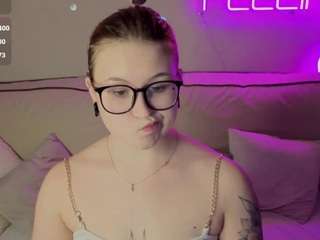  christine-wallker chat room