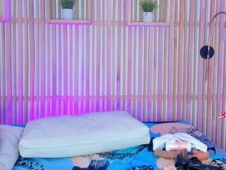 le modèle ciara-blake est en webcam porno dans un show sur le site camsoda, il possède les tags suivants: ass,shaved pussy,big ass,no drinking,no smoking,orgasm,pussy,sex toys,skinny,moaning,spank,squirt,squirter,tattoos,teen 18,toys,young adult,natural,nature,lush