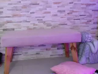Harmonyevans's Live Sex Cam Show