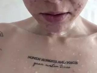 Harmonyevans's Live Sex Cam Show